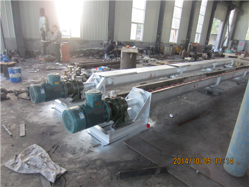 LS型螺旋输送机适宜输送粉料和颗粒物料