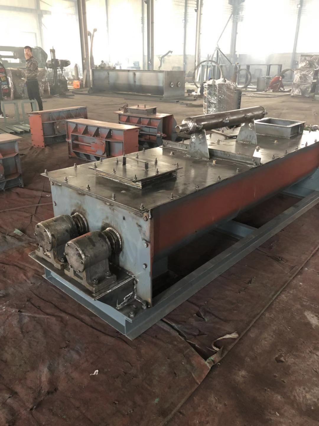 SJ型双轴粉尘加湿搅拌机的结构、特点、优点