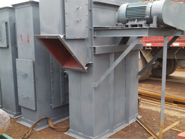 TD160皮带式斗式提升机